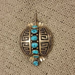 Vintage hair broach.